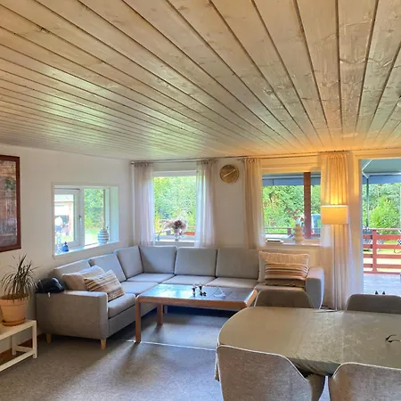 Séjour à la campagne Alevaenget 1 *